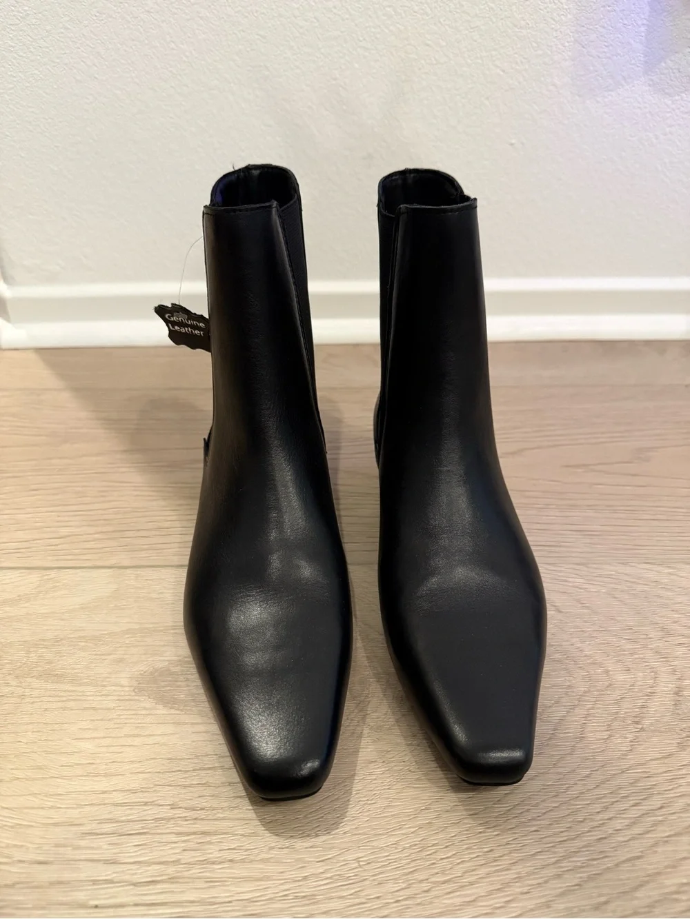 STEVE MADDEN Genuine Leather Chelsea Boot